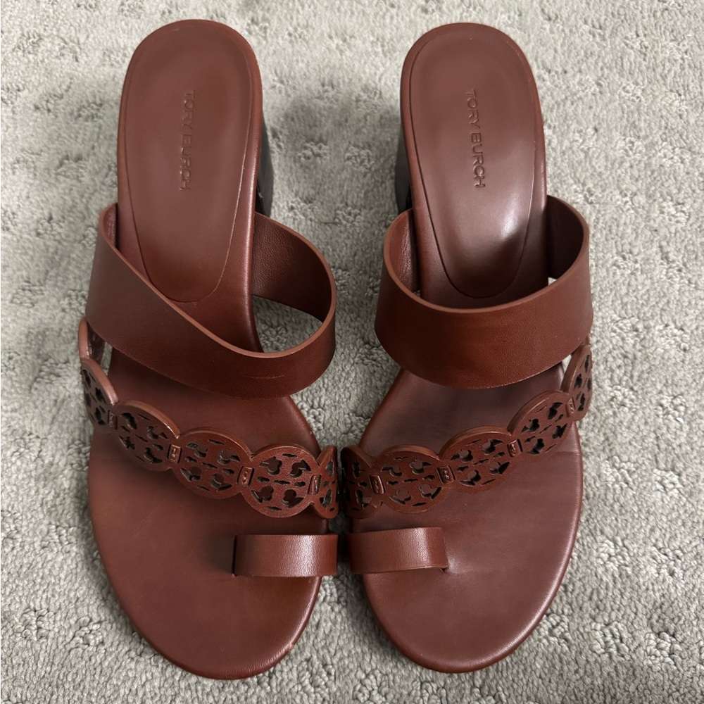 Tory Burch Chestnut Leather Sandals